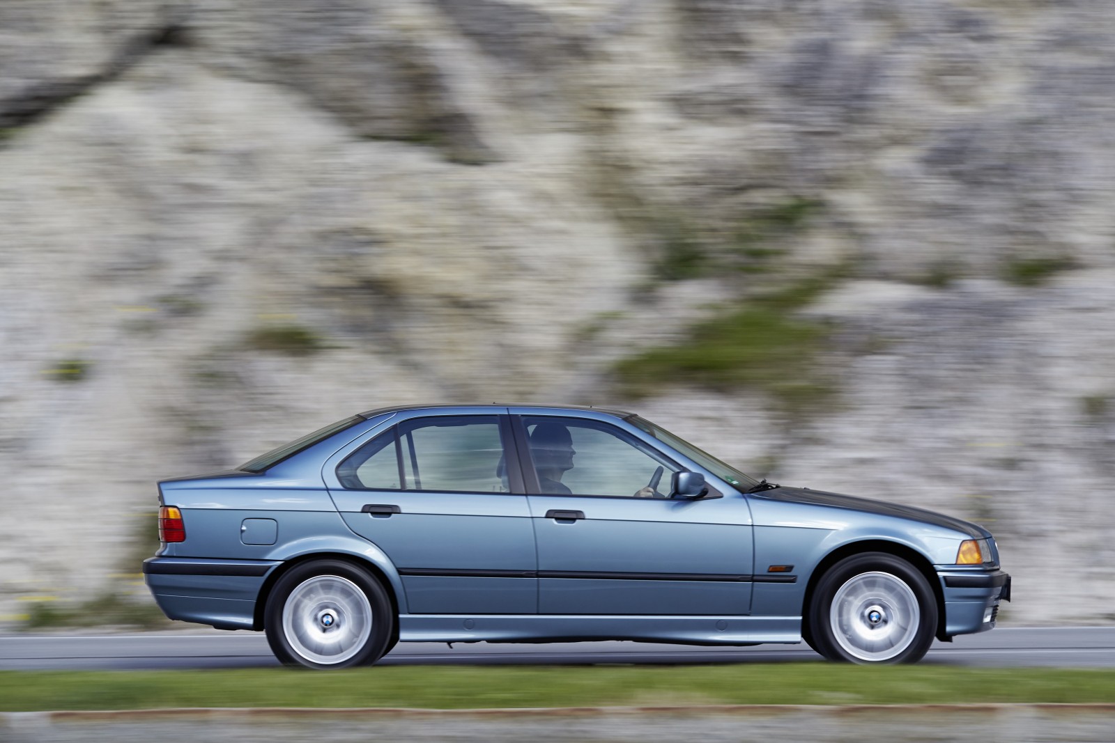 BMW M3 E30/E36/E46/E90: Classic Cars