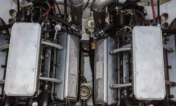 riva ferrari 32