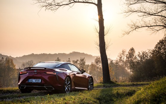 Lexus LC500_32